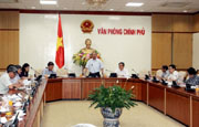 Deputy PM Phuc hosting the meeting